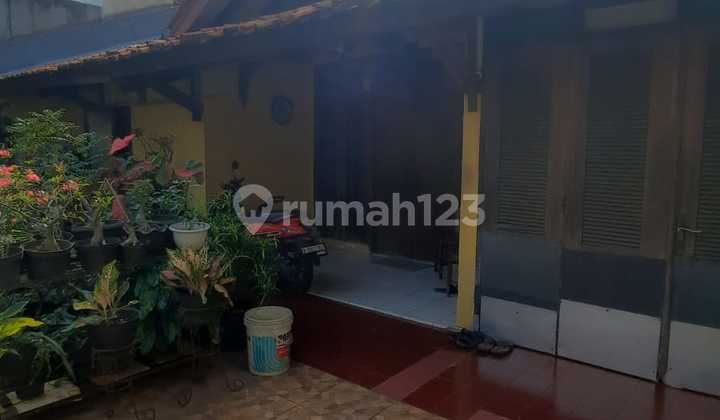 House in East Ciputat 2