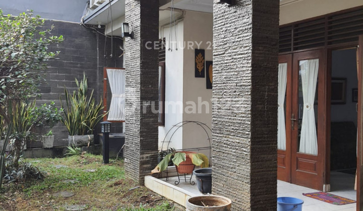 Strategic House In Cimanggu Permai Housing Estate Bogor (rz)