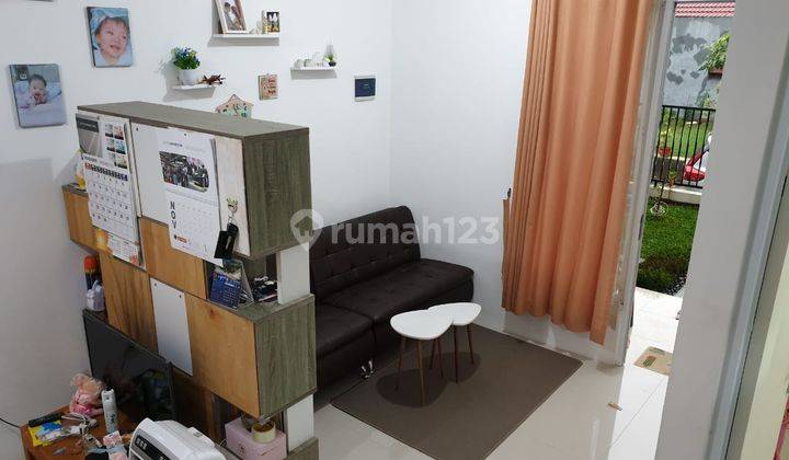 ruang tamu rumah murah 2lantai taman pajajaran