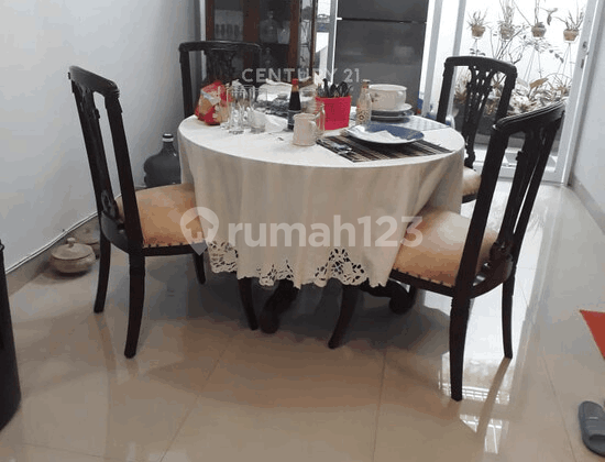 foto lainnya rumah luas 119m jl ry