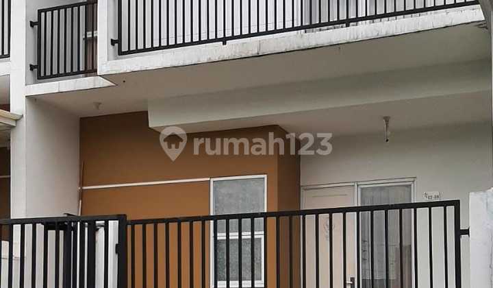Rumah Murah 2lantai Taman Pajajaran Dekat Gerbang Tol Siap Huni Rumah Murah 2lantai Taman Pajajaran Dekat Gerbang Tol Siap Huni