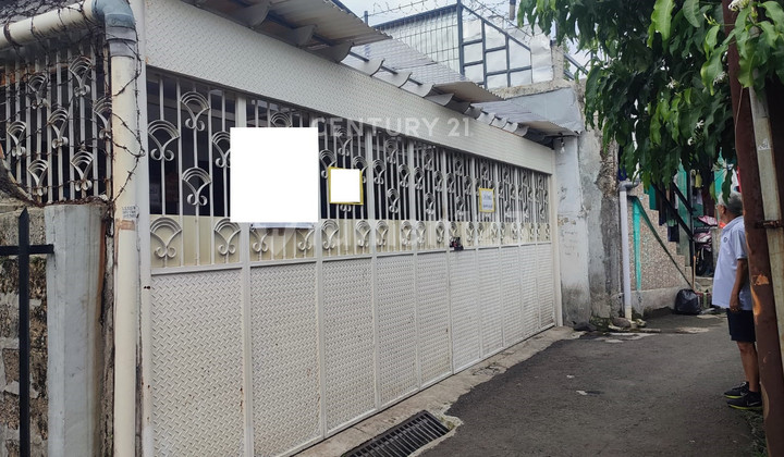 Rumah Daerah Strategis di Gang Mesjid Batutulis Bogor