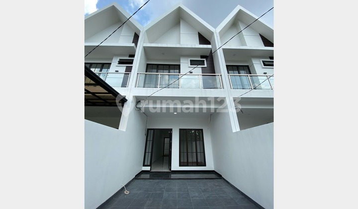 DIJUAL RUMAH MERUYA JAKARTA BARAT 4X16M2 HARGA 1,87M DIJUAL RUMAH MERUYA JAKARTA BARAT 4X16M2 HARGA 1,87M