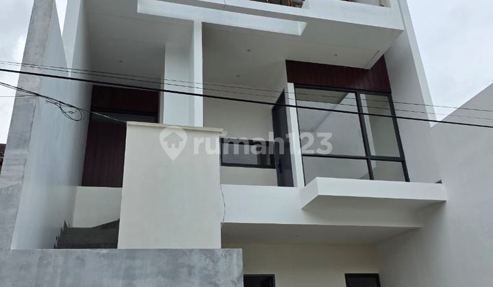 Dijual Rumah Citra Garden 5 Jakarta Barat 8X16 3 Lantai 3,8M Dijual Rumah Citra Garden 5 Jakarta Barat 8X16 3 Lantai 3,8M