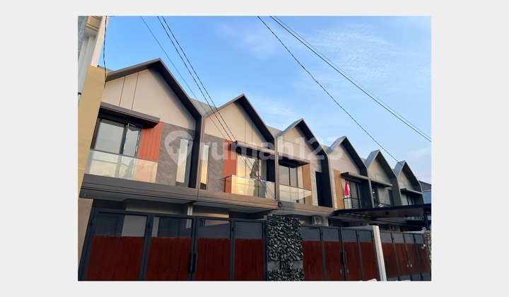 Dijual Rumah Meruya Puri Jakarta Barat 5X25 Rp 2,1M Bebas Banjir Dijual Rumah Meruya Puri Jakarta Barat 5X25 Rp 2,1M Bebas Banjir