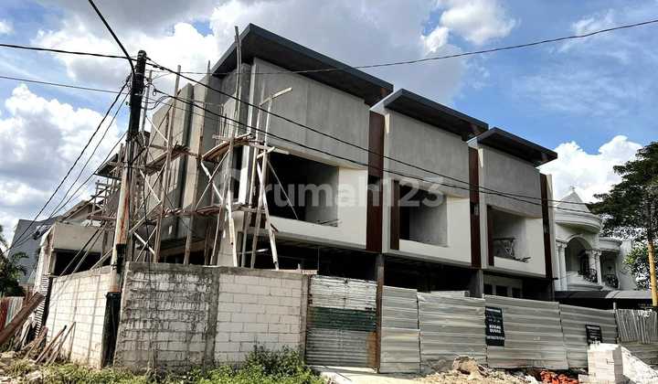 BRAND NEW 6X15 TAMAN VILLA MERUYA 2.48M BRAND NEW 6X15 TAMAN VILLA MERUYA 2.48M