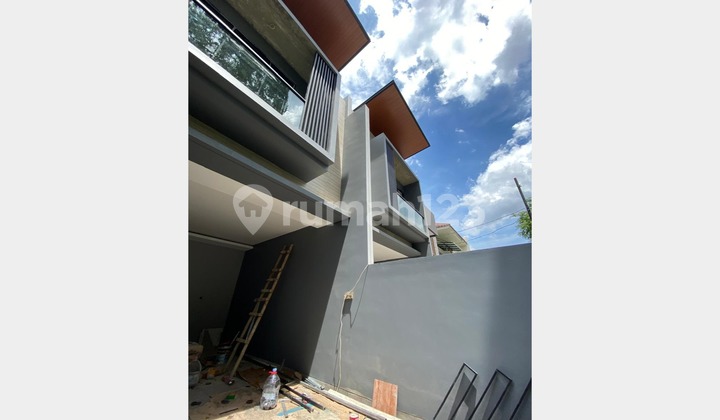 DIJUAL RUMAH MERUYA PURI JAKARTA BARAT 5x25 Rp 2,65M Bebas Banjir