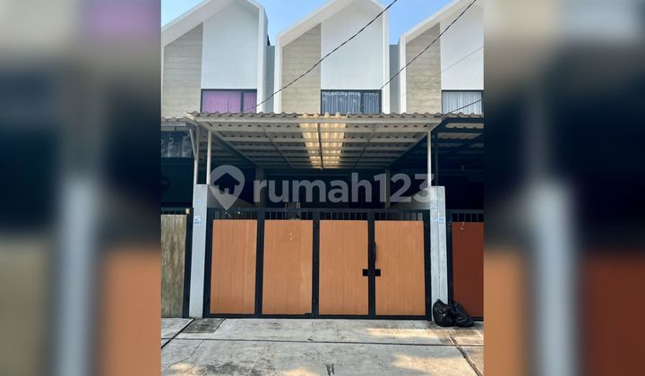 For Sale House in Meruya, West Jakarta 4X25 2 Floors 1.85M