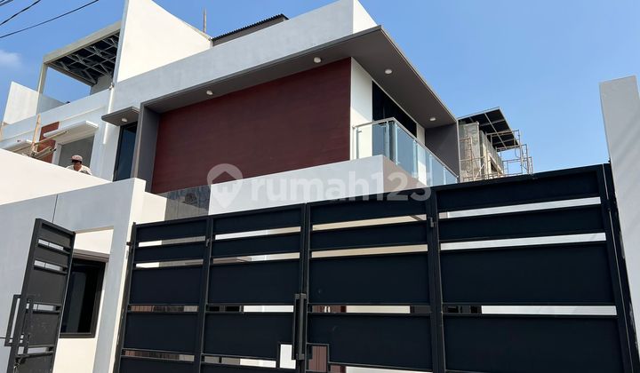 Dijual Rumah Meruya Jakarta Barat 9,2X10 Lantai 2,3M 2