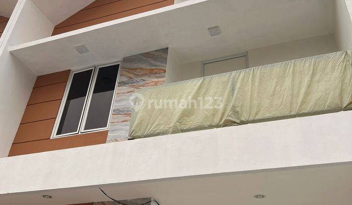 DIJUAL RUMAH MERUYA JAKARTA BARAT 8X15 HARGA 2.6M hooked ST 1