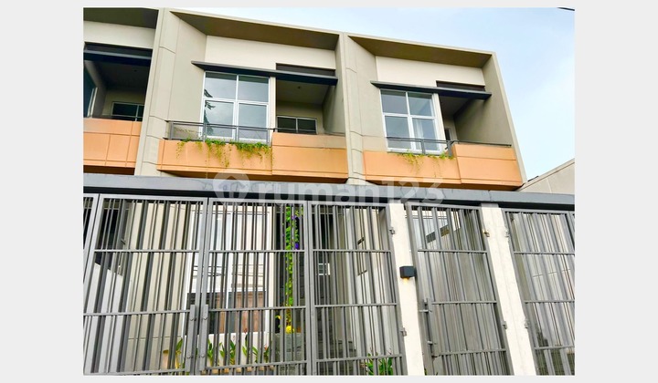 DIJUAL RUMAH MERUYA PURI JAKARTA BARAT 5x25 RP 2.35M BEBAS BANJIR st 2