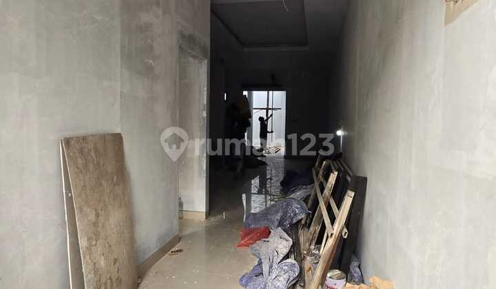 RUMAH BARU 5X25 MERUYA 2.479m LINGKUNGAN TENANG NYAMAN 2