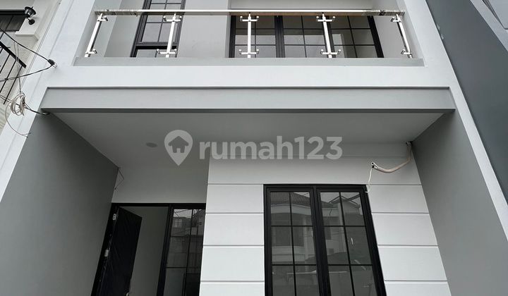 Dijual Rumah Meruya Jakarta Barat 5X25 2 Lantai 2,25M