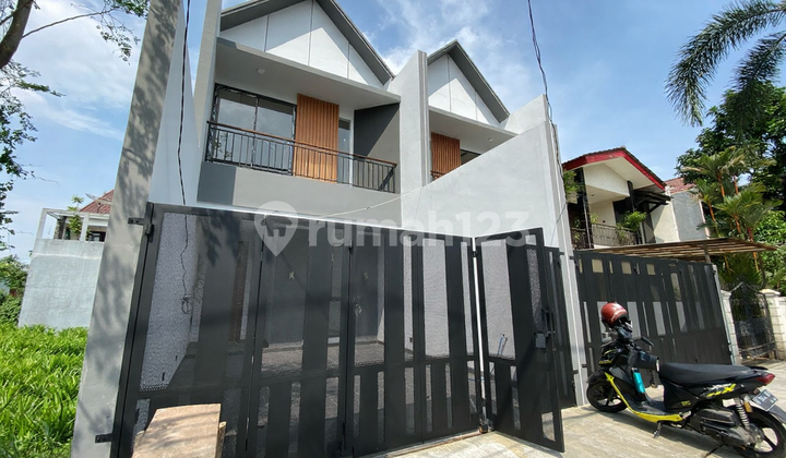 Dijual Rumah Meruya Jakarta Barat 5X25 2 Lantai 2,49M 2