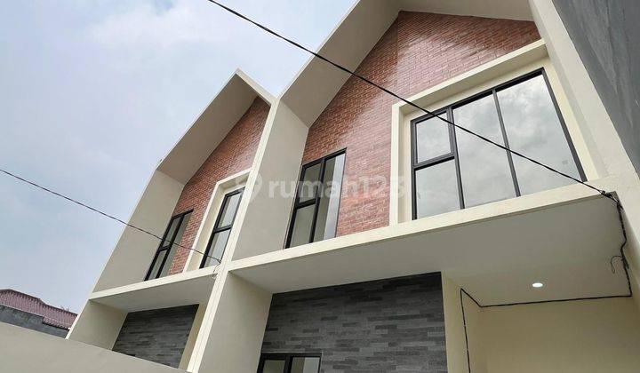 Meruya 5x25 Rp 2.15M Exclusive, Jalan Lebar, Parkir 2 Mobil St 2