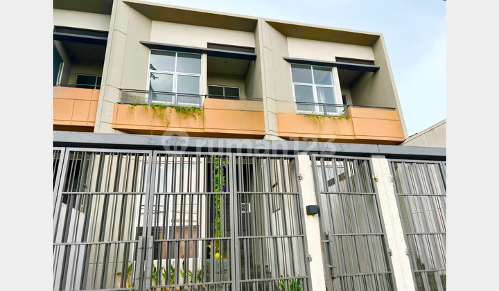 DIJUAL RUMAH MERUYA JAKARTA BARAT 5X25M2 HARGA 2,35M