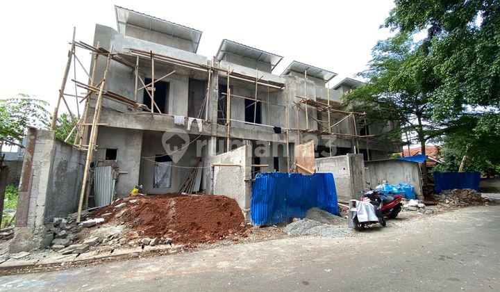 Brand New House 5X15 Meruya 1.75M