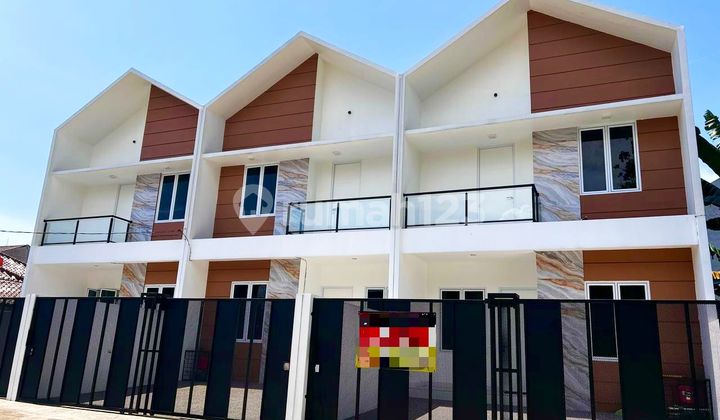 DIJUAL RUMAH MERUYA PURI JAKARTA BARAT 6x15 RP 2.1M BEBAS BANJIR st 1
