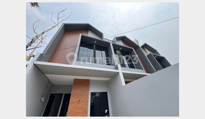 DIJUAL RUMAH MERUYA JAKARTA BARAT 5X25M2 HARGA 2,35M