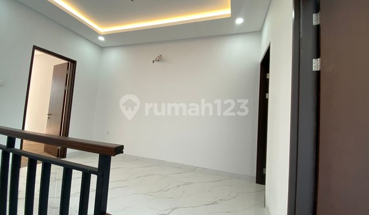 DIJUAL RUMAH MERUYA PURI JAKARTA BARAT 5x25 RP 2.5M BEBAS BANJIR  2