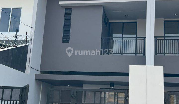 Meruya 5x24 Rp 2,6M Exclusive, Jalan Lebar, Bebas Banjir St 2