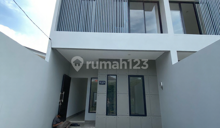 Dijual Rumah Meruya Jakarta Barat 5X22 2 Lantai 2,5M Dijual Rumah Meruya Jakarta Barat 5X22 2 Lantai 2,5M