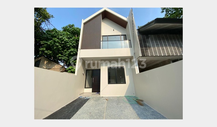 DIJUAL RUMAH MERUYA PURI JAKARTA BARAT 5x25 RP 2.45M BEBAS BANJIR