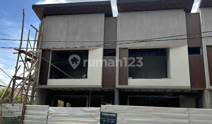Dijual Rumah Meruya Jakarta Barat 10X15 2 Lantai 3,49M 1