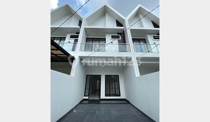 DIJUAL RUMAH MERUYA JAKARTA BARAT 4X16M2 HARGA 1,87M DIJUAL RUMAH MERUYA JAKARTA BARAT 4X16M2 HARGA 1,87M
