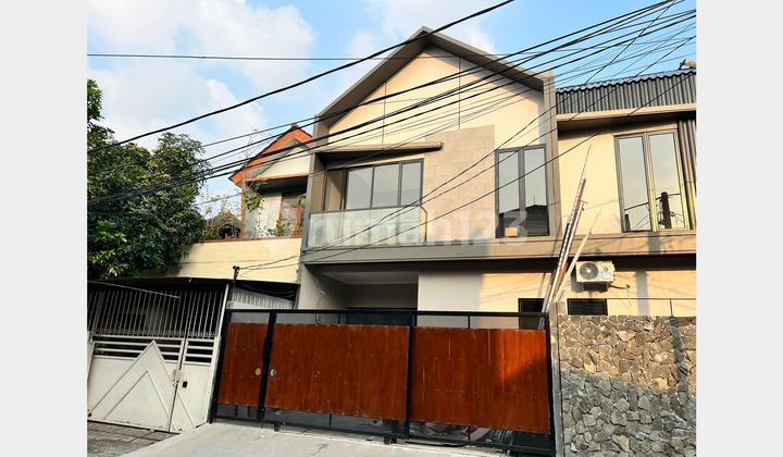 DIJUAL RUMAH MERUYA PURI JAKARTA BARAT 6x10 RP 1,6M BEBAS BANJIR, st DIJUAL RUMAH MERUYA PURI JAKARTA BARAT 6x10 RP 1,6M BEBAS BANJIR, st