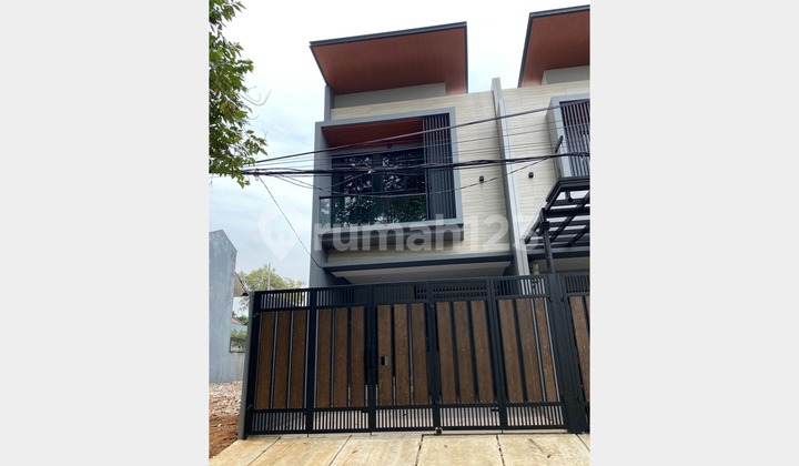 DIJUAL RUMAH MERUYA PURI JAKARTA BARAT 5x25 Rp 2,65M Bebas Banjir