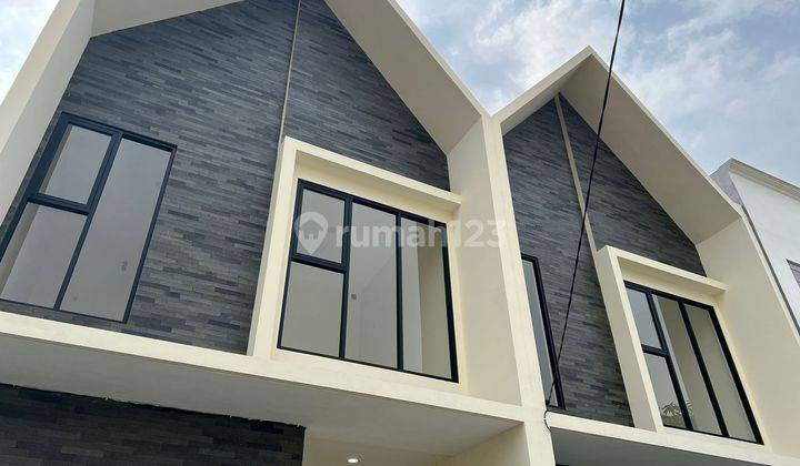  Meruya 5x25 Rp 2.35M Exclusive, Jalan Lebar, Bebas Banjir St 1