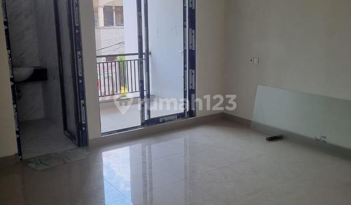 New House Ready to Move In 5X24 Meruya 2.4M 2