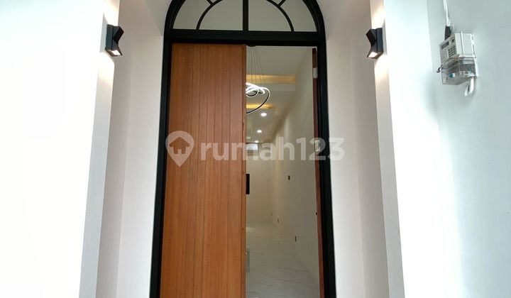DIJUAL RUMAH MERUYA JAKARTA BARAT 5X19,5M2 HARGA 2,29M 2