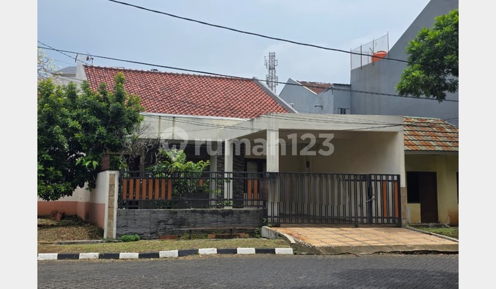 FOR RENT METRO PERMATA HOUSE 8X18M2 IDR 57 MILLION/YEAR SLIGHTLY NEGOTIABLE FOR RENT METRO PERMATA HOUSE 8X18M2 IDR 57 MILLION/YEAR SLIGHTLY NEGOTIABLE