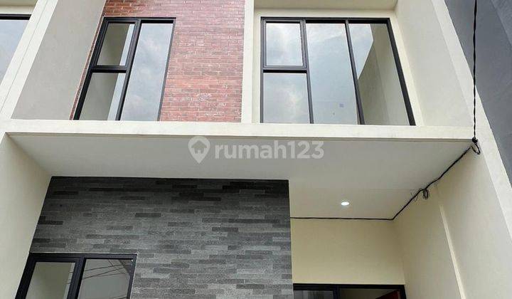 Meruya 5x25 Rp 2.15M Exclusive, Jalan Lebar, Parkir 2 Mobil St 1