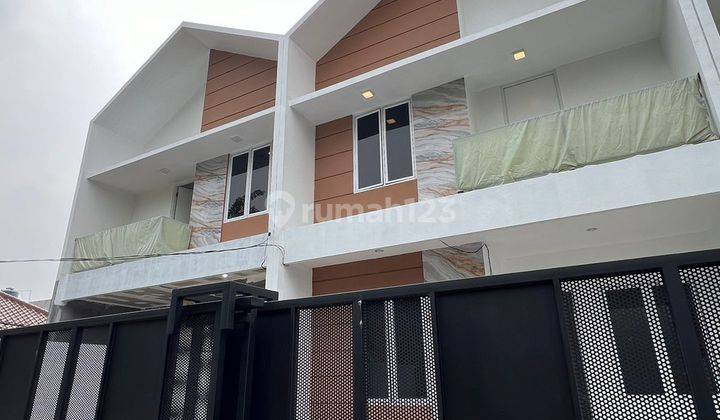 Meruya 6x15 Rp 2.3M Exclusive, Jalan Lebar, Parkir 2 Mobil, St 1