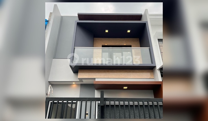 For Sale House Meruya West Jakarta 5X20 2M