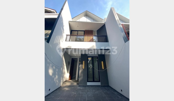 DIJUAL RUMAH MERUYA PURI JAKARTA BARAT 5x25 RP 2.5M BEBAS BANJIR