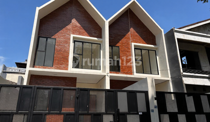 Dijual Rumah Meruya Jakarta Barat 5X25 2 Lantai 2,35M Dijual Rumah Meruya Jakarta Barat 5X25 2 Lantai 2,35M