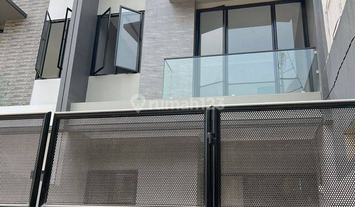 Meruya 5x24 Rp 2M Exclusive, Jalan Lebar, Bebas Banjir St 2