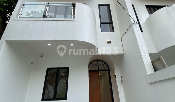 DIJUAL RUMAH MERUYA JAKARTA BARAT 5X19,5M2 HARGA 2,29M 2