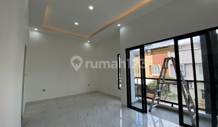 BRAND NEW HOUSE 6X20 METLAND PURI 3.2M 2