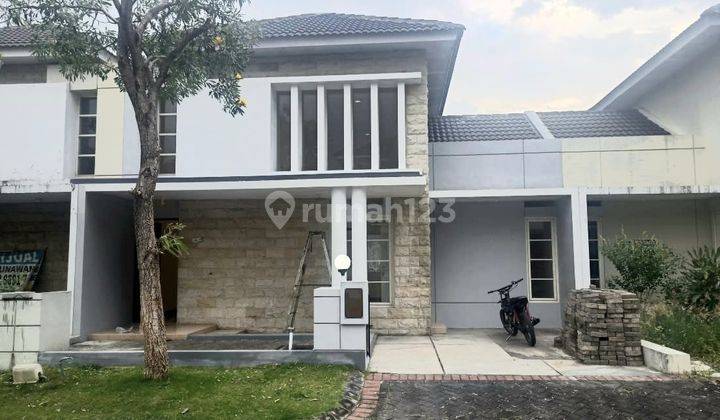 Rumah Baru Renovasi Puri Surya Jaya Sidoarjo