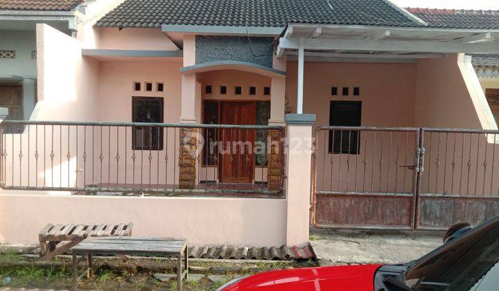 Rumah Di Taman Puspa Anggaswangi Sidoarjo 1