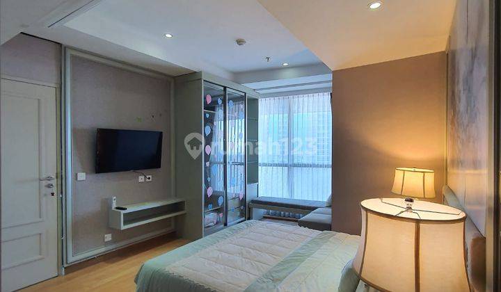 Apartemen Furnished The Peak Surabaya Pusat 1