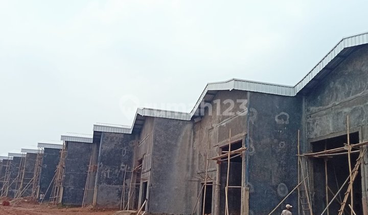 Di Sewakan Gudang Baru