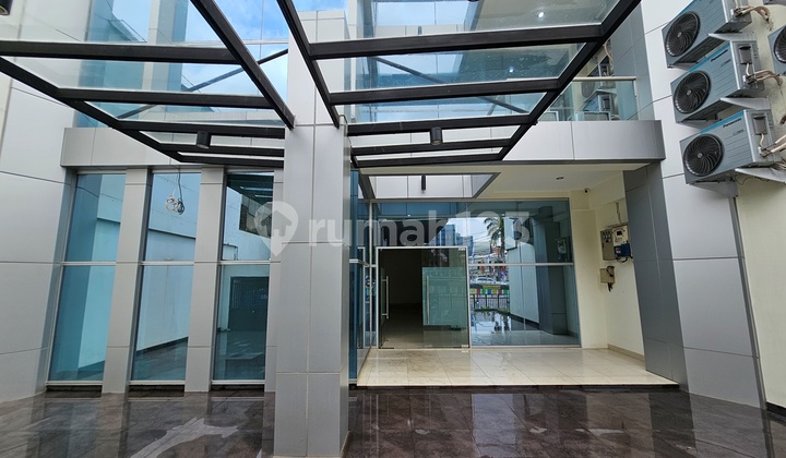 5-Floor Mini Building in Abdullah Syafei Area, Kampung Melayu 5-Floor Mini Building in Abdullah Syafei Area, Kampung Melayu