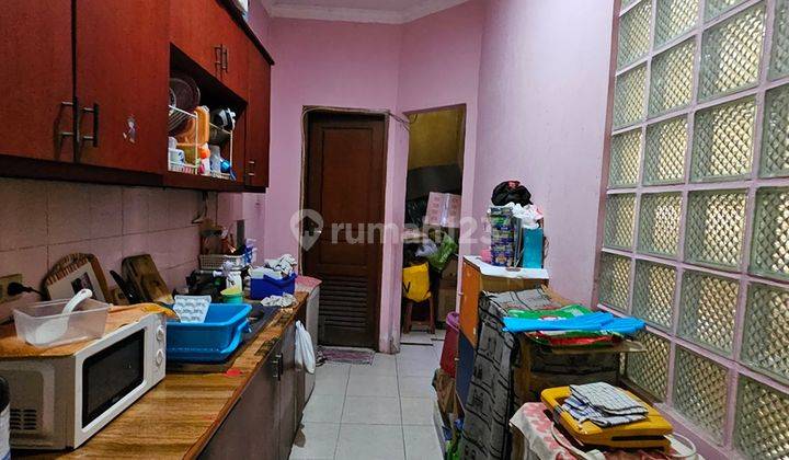 dapur rumah dijual villa mutiara cinere