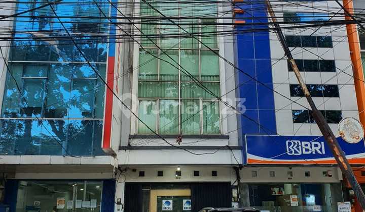 Ruko 3 Lantai Komersial Strategis di Grand Pasar Minggu, Jakarta Selatan Ruko 3 Lantai Komersial Strategis di Grand Pasar Minggu, Jakarta Selatan